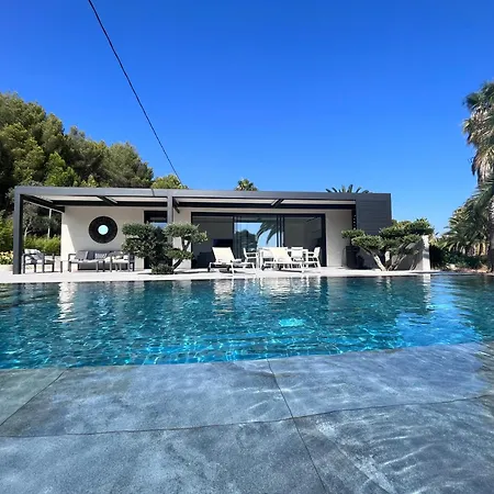Sublime Avec Piscine Villa